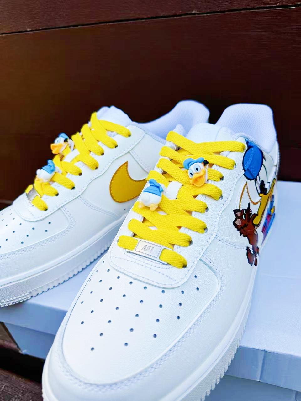Hand Painted Donald Duck Air Force 1 Sneakers: Custom Cartoon Shoes AF1 white personalized gift design shoes wedding fashion trainers | RO49